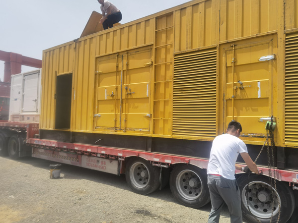 瓮安发电机出租100KW发电机需要什么规格的电缆线？